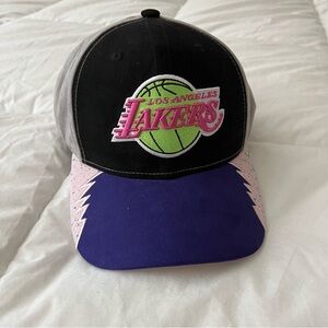 NWT Lakers Hat Mitchell and Ness